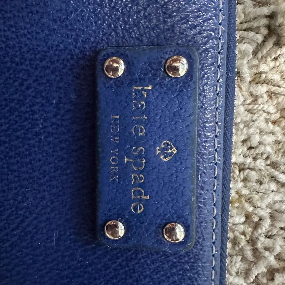 Kate Spade Blue Wallet - Picture 5 of 16